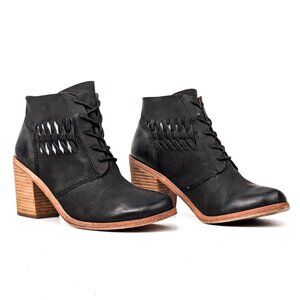 Modern Vintage Long Lace-up Black Leather Ankle Boots size  10US EUR 40